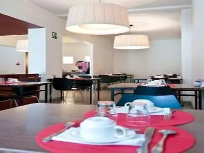 Hotel Queen Anne